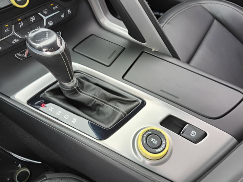 Used 2019 Chevrolet Corvette Stingray Coupe w/ 2LT Preferred Equipment Group image 21