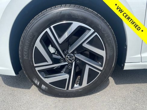 Certified 2023 Volkswagen Jetta SEL FWD image 12