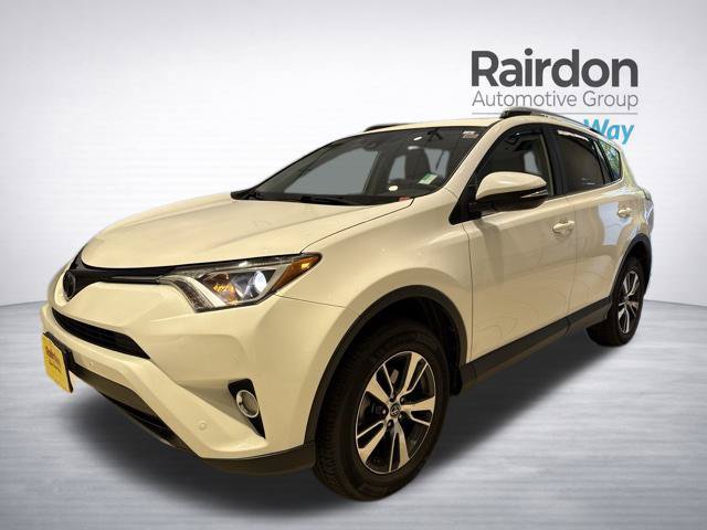 Used 2017 Toyota RAV4 XLE AWD/4WD image 1