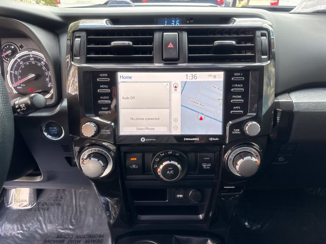 Used 2023 Toyota 4Runner TRD Off-Road Premium w/ Moonroof Package AWD/4WD image 25
