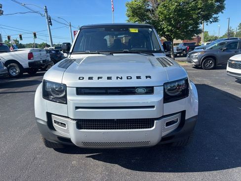Used 2020 Land Rover Defender 110 First Edition AWD/4WD image 4