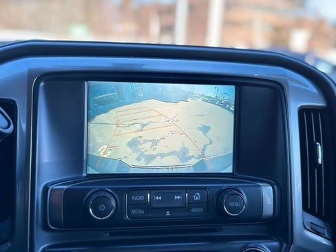 Used 2018 Chevrolet Silverado 1500 LTZ Z71 w/ Redline Edition image 15