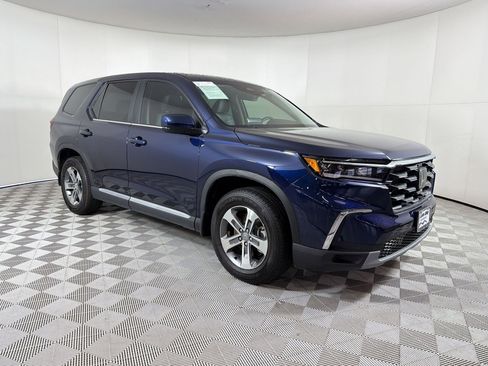 Certified 2025 Honda Pilot EX-L image 7