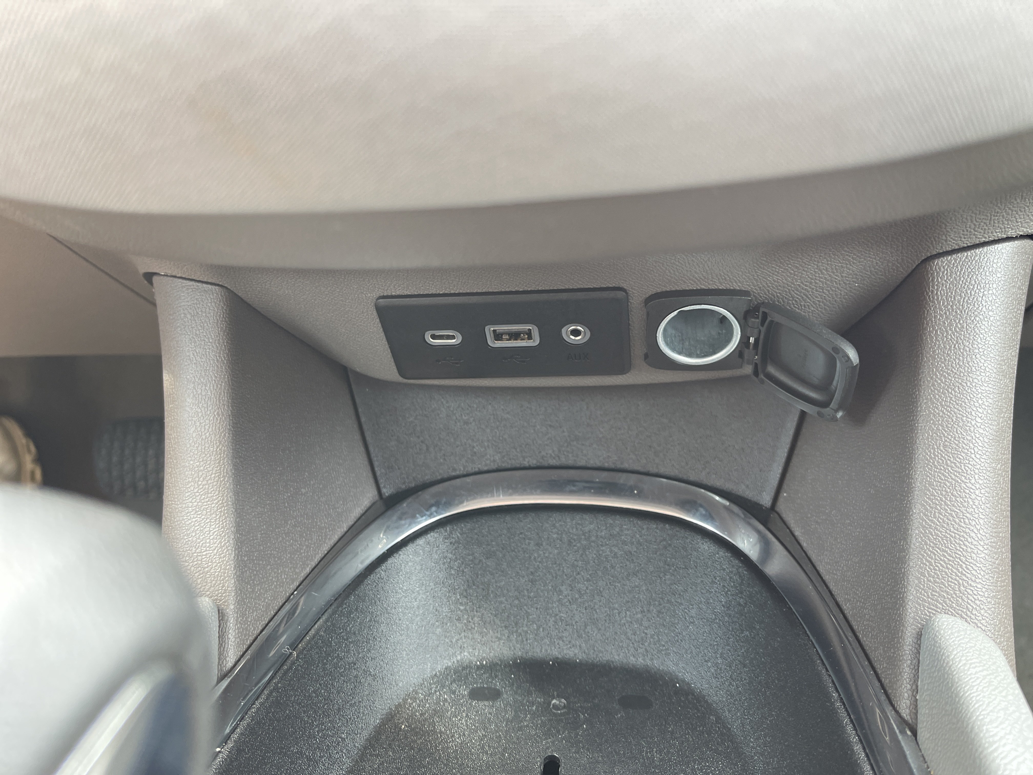 Used 2025 Chevrolet Malibu LT FWD image 25