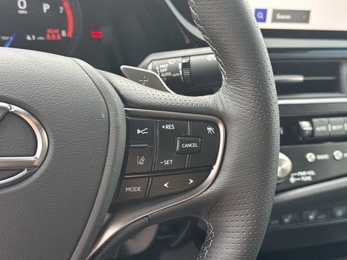 New 2025 Lexus ES 350 F Sport image 28