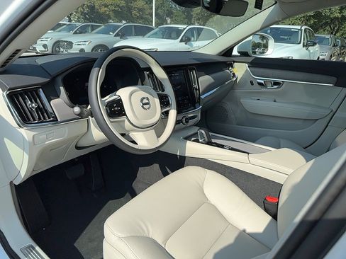 New 2025 Volvo V90 B6 Cross Country Plus w/ Protection Package Premier image 11