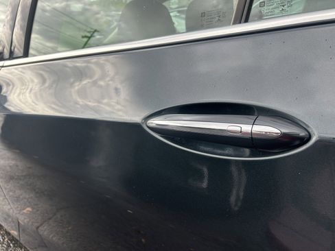 Used 2018 Chevrolet Cruze Premier image 28