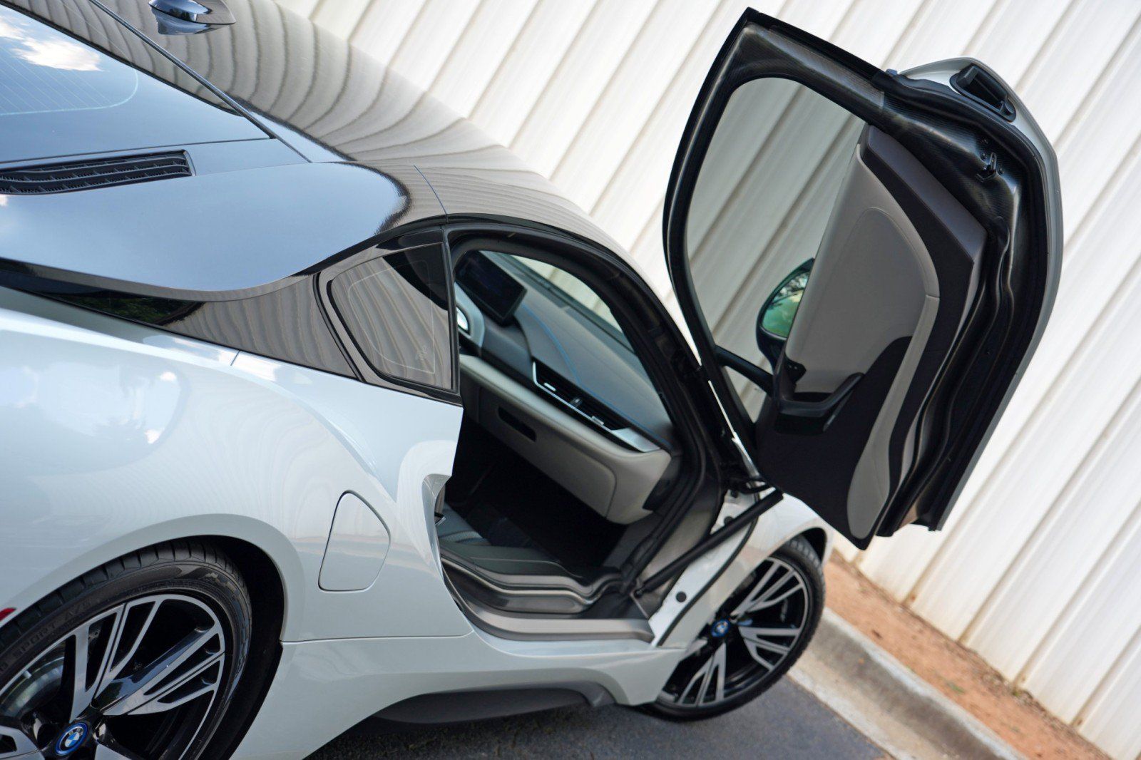 Used 2015 BMW i8 AWD/4WD image 49