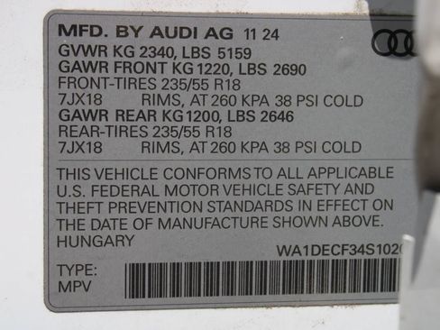 Used 2025 Audi Q3 2.0T Premium AWD/4WD image 35