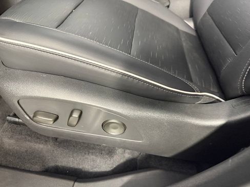 Used 2026 Buick Enclave Sport Touring FWD image 25