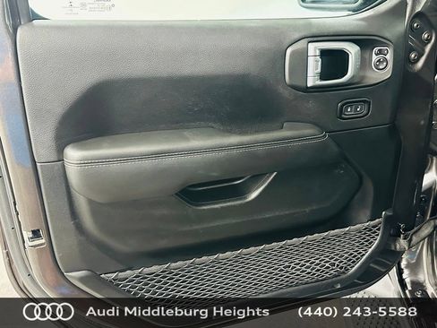 Used 2021 Jeep Wrangler Unlimited Sahara AWD/4WD image 30