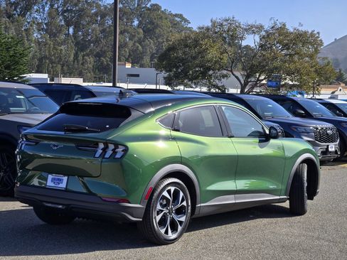 New 2026 Ford Mustang Mach-E Select RWD image 4