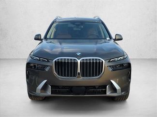 Certified 2026 BMW X7 xDrive40i w/ Premium Package AWD/4WD video 2