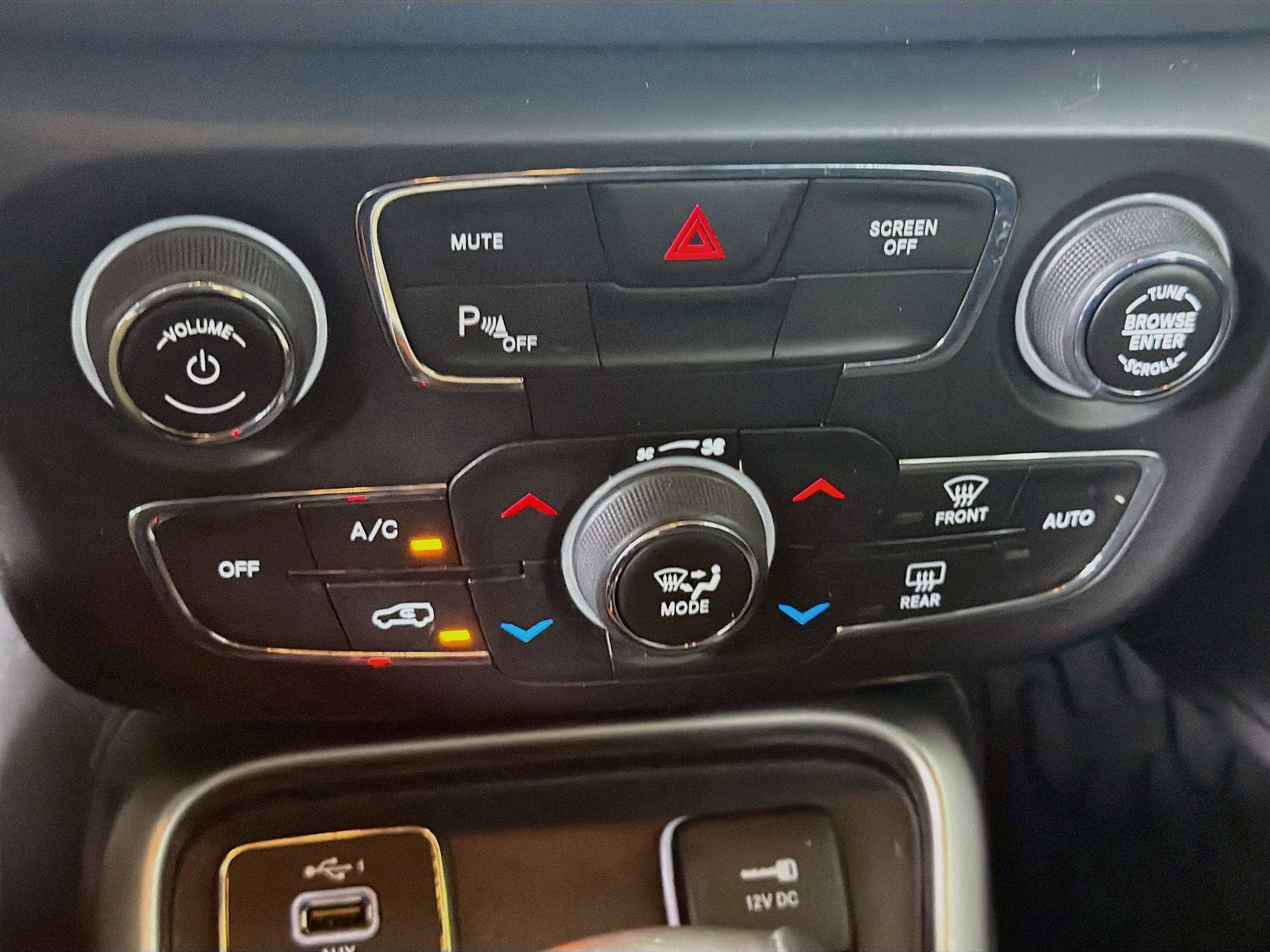 Used 2019 Jeep Compass Sport w/ Tech Group FWD image 22