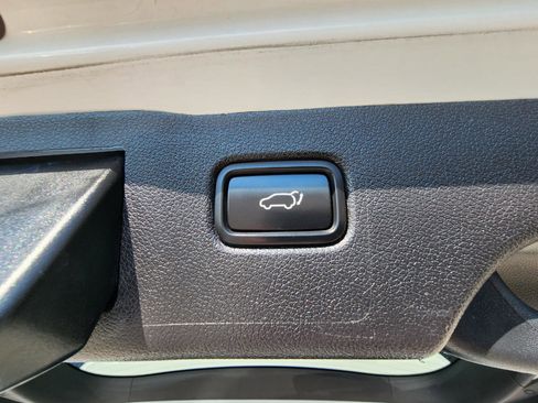 Used 2019 Kia Sorento EX image 28