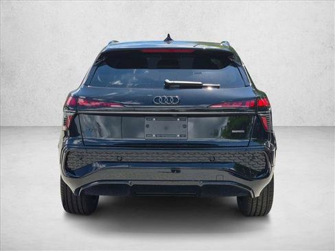 New 2026 Audi Q3 quattro 2.0T AWD/4WD image 8