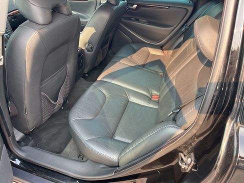 Used 2007 Volvo XC70 AWD/4WD image 11