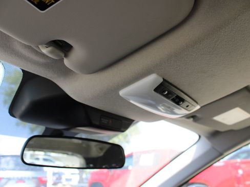 Used 2025 Nissan Kicks S image 24