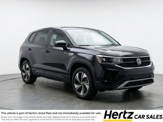 Used 2025 Volkswagen Taos SE video 1