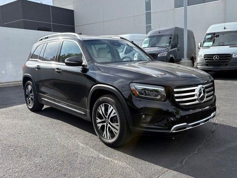 New 2026 Mercedes-Benz GLB 250 4MATIC image 10