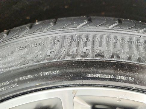 Used 2019 Lincoln MKZ Reserve image 40