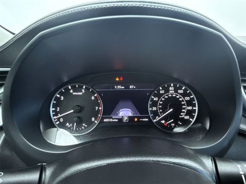 Used 2019 INFINITI QX50 Essential w/ Premium Heat Package image 22