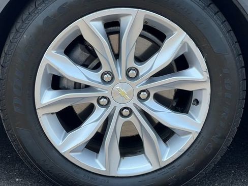 Used 2020 Chevrolet Malibu LT FWD image 6