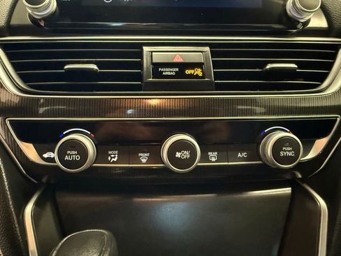 Used 2020 Honda Accord Sport image 30