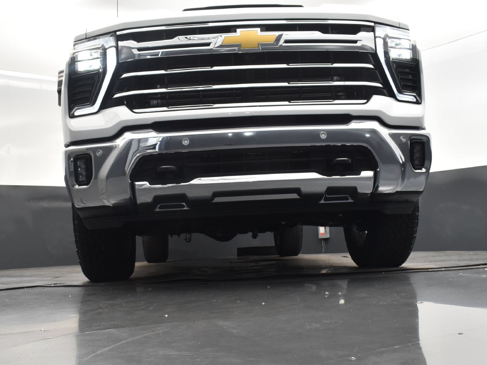 Used 2025 Chevrolet Silverado 2500 LTZ w/ LTZ Convenience Package AWD/4WD image 49