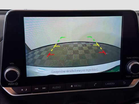 Used 2022 Nissan Sentra SV image 19