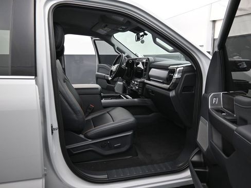 New 2026 Ford F250 Lariat w/ Chrome Package image 19