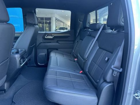 Used 2024 Chevrolet Silverado 1500 High Country RWD image 27