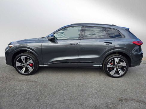 New 2025 Audi SQ5 Premium Plus image 6
