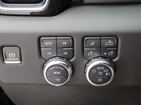 Used 2024 GMC Sierra 1500 Denali w/ Denali Reserve Package AWD/4WD image 40