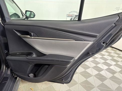 Used 2025 Toyota Camry SE image 16