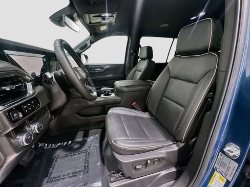 Used 2025 GMC Yukon XL Elevation RWD image 22