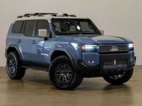 Used 2025 Toyota Land Cruiser image 4