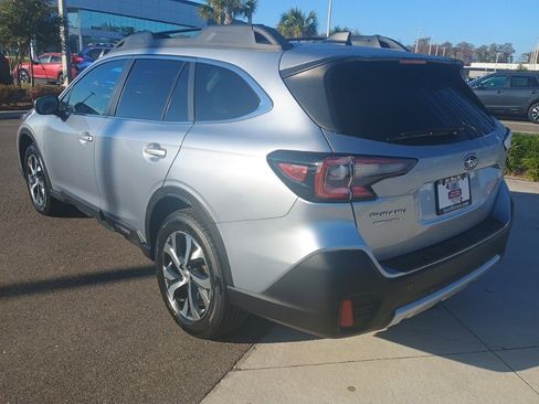 Certified 2022 Subaru Outback Limited image 7