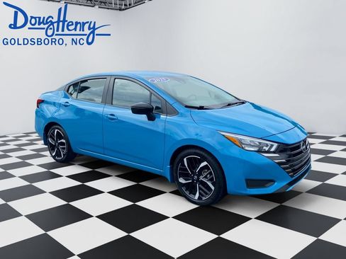 Used 2025 Nissan Versa SR w/ Trunk Package FWD image 7