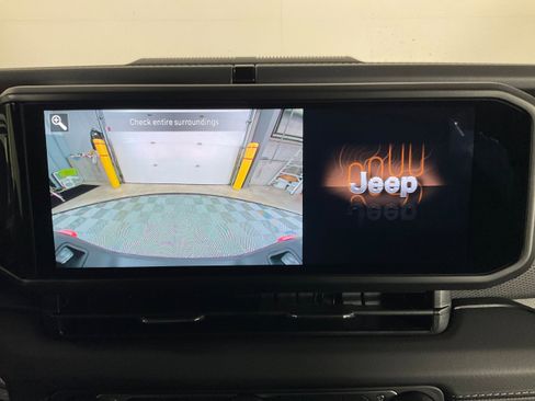 New 2026 Jeep Gladiator Mojave image 12