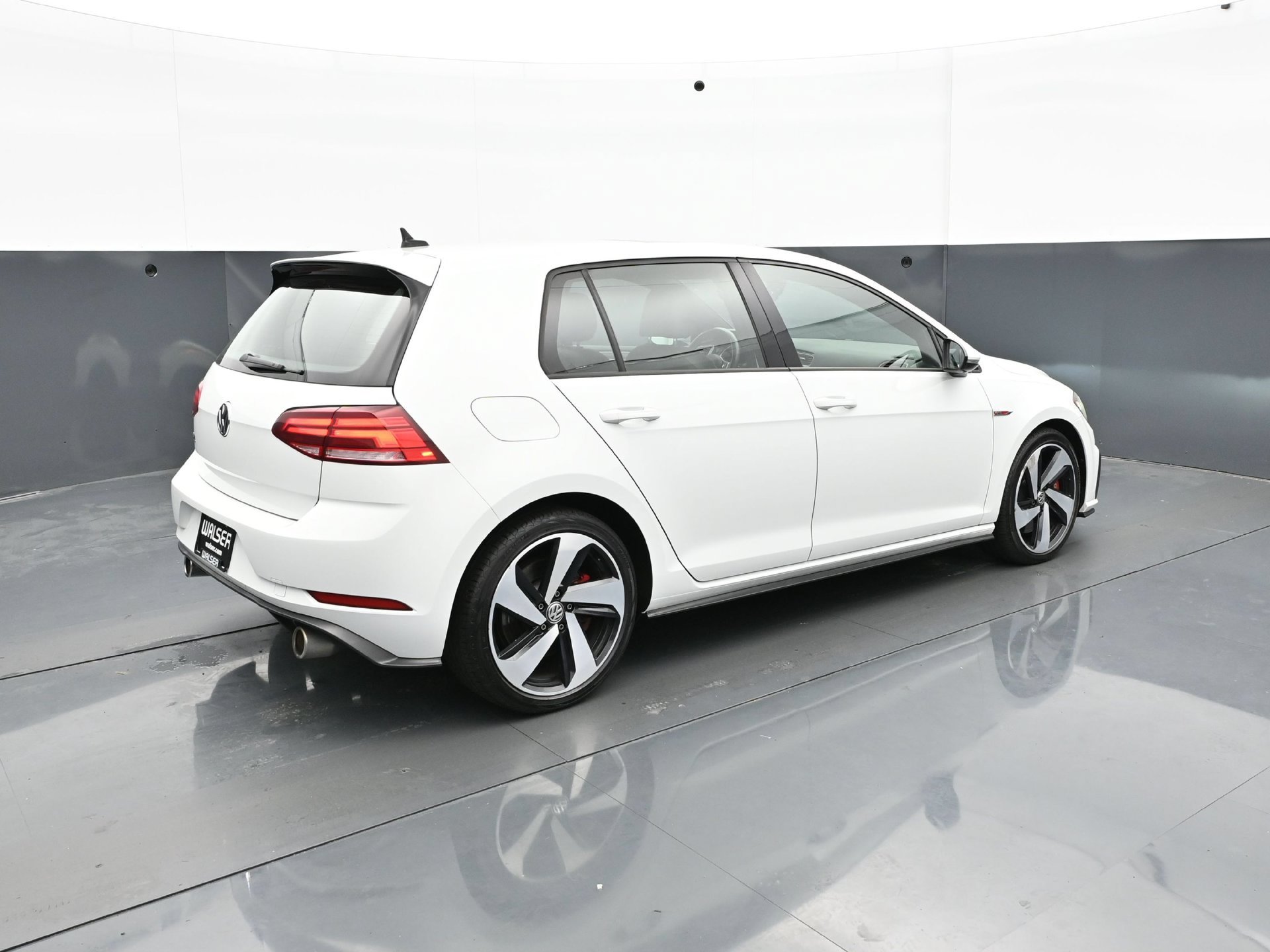 Used 2020 Volkswagen GTI SE FWD image 7