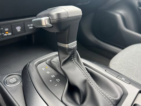 New 2025 Kia K4 LXS image 21