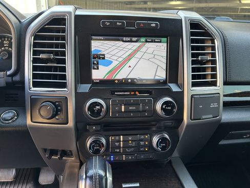 Used 2015 Ford F150 Platinum w/ Equipment Group 701A Luxury image 6