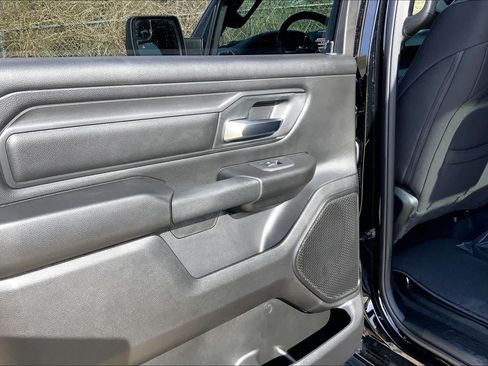 New 2026 RAM 1500 Express AWD/4WD image 17