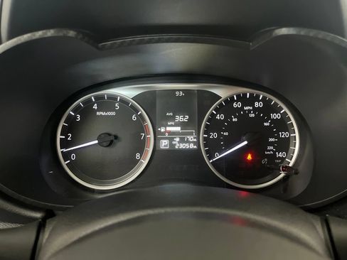 Used 2025 Nissan Versa S w/ Trunk Package FWD image 60