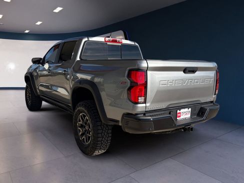Used 2025 Chevrolet Colorado ZR2 w/ Technology Package image 3