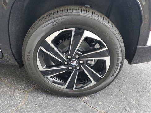 New 2026 Buick Enclave Sport Touring w/ Power Package image 7