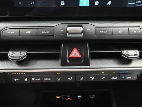 Certified 2025 Kia K4 FWD image 21