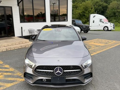 Used 2019 Mercedes-Benz A 220 4MATIC image 2