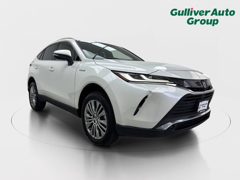 Used 2021 Toyota Venza XLE AWD/4WD image 13